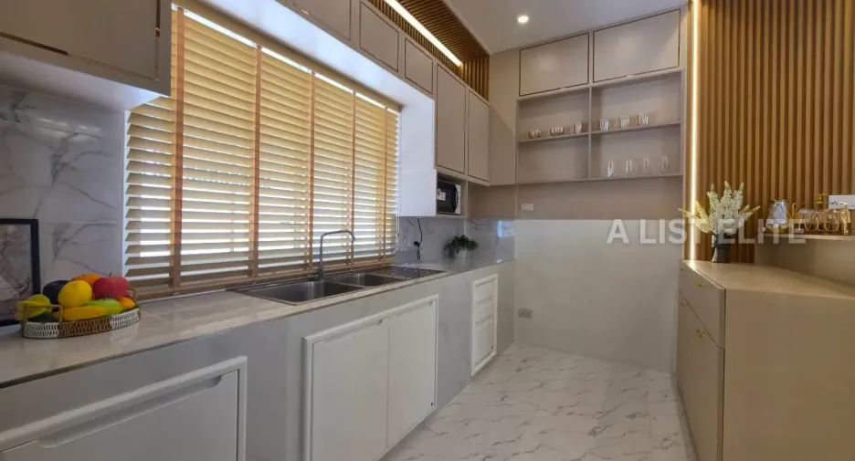 À vendre 3 chambres maison à Bang Saray, Pattaya