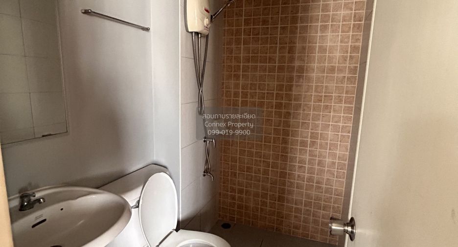 For rent 2 bedrooms condo in Lat Krabang, Bangkok