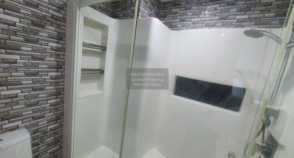 For rent 1 bed condo in Phra Khanong, Bangkok