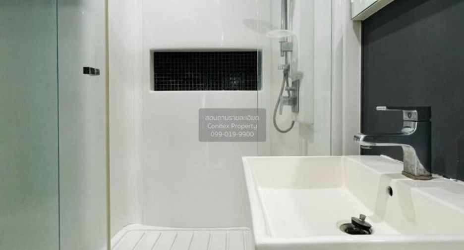 For rent 1 bed condo in Phra Khanong, Bangkok