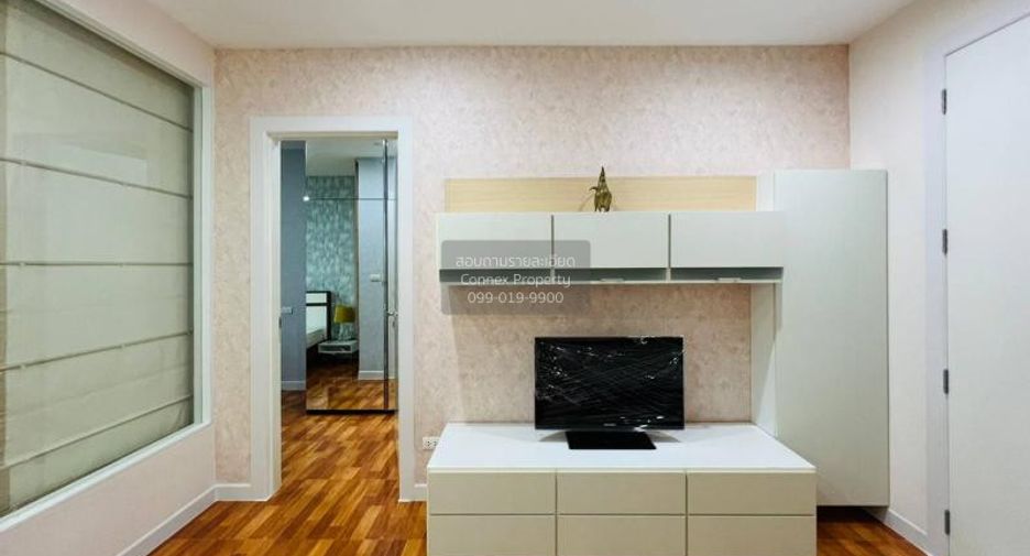 For rent 1 bed condo in Phra Khanong, Bangkok