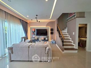 For sale 3 bedrooms townhouse in Bang Lamung, Chonburi