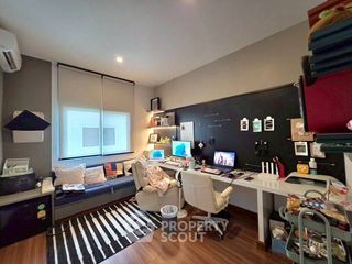 For sale 3 bedrooms townhouse in Bang Lamung, Chonburi