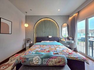 For sale 3 bedrooms townhouse in Bang Lamung, Chonburi