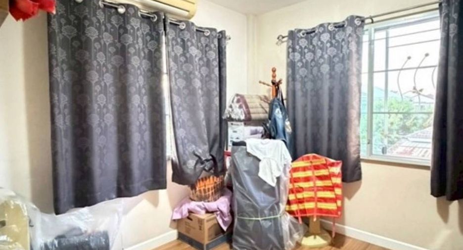 Casa en venta de 3 habitaciones en Bang Phli, Samut Prakan