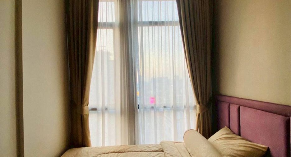 For sale 2 ベッドルーム condo in Watthana, Bangkok