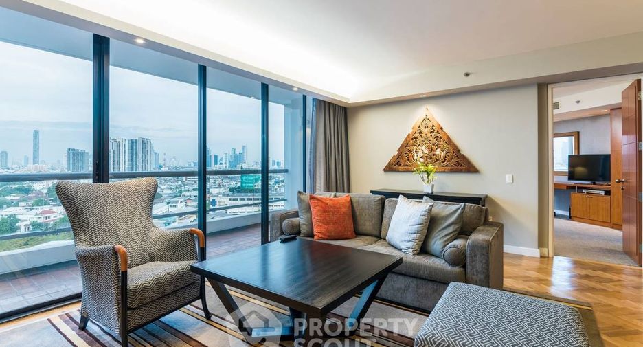 For rent 3 bedrooms apartment in Yan Nawa, Bangkok