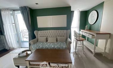 For rent 2 bedrooms condo in Chatuchak, Bangkok