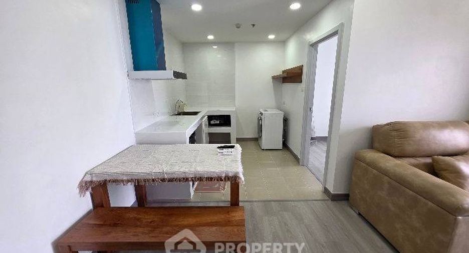 For rent 2 bedrooms condo in Khlong San, Bangkok