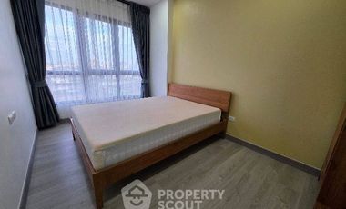 For rent 2 bedrooms condo in Khlong San, Bangkok