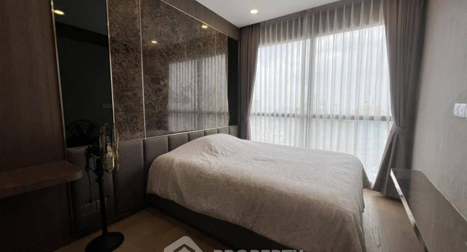 For rent 2 bedrooms condo in Bang Rak, Bangkok