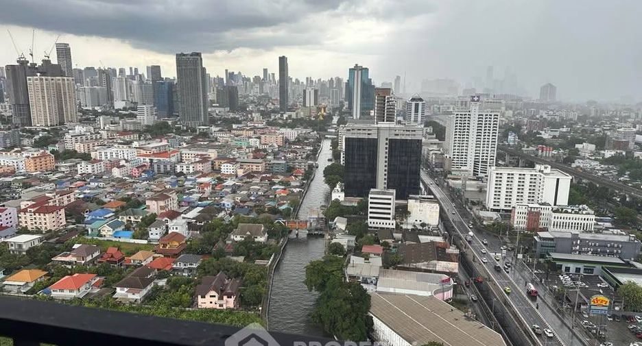 Condo en alquiler de 2 habitaciones en Watthana, Bangkok