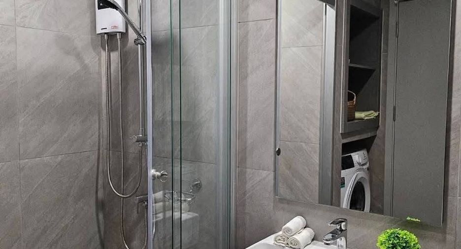 For rent 1 bed condo in Bang Rak, Bangkok