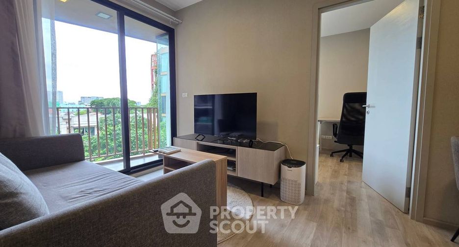 For rent 2 ベッドルーム condo in Phra Khanong, Bangkok