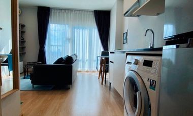 Wohnung zur Miete mit 2 Zimmer in Huai Khwang, Bangkok