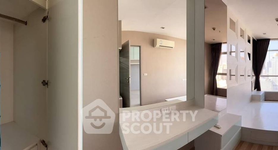 For rent 2 bedrooms condo in Ratchathewi, Bangkok