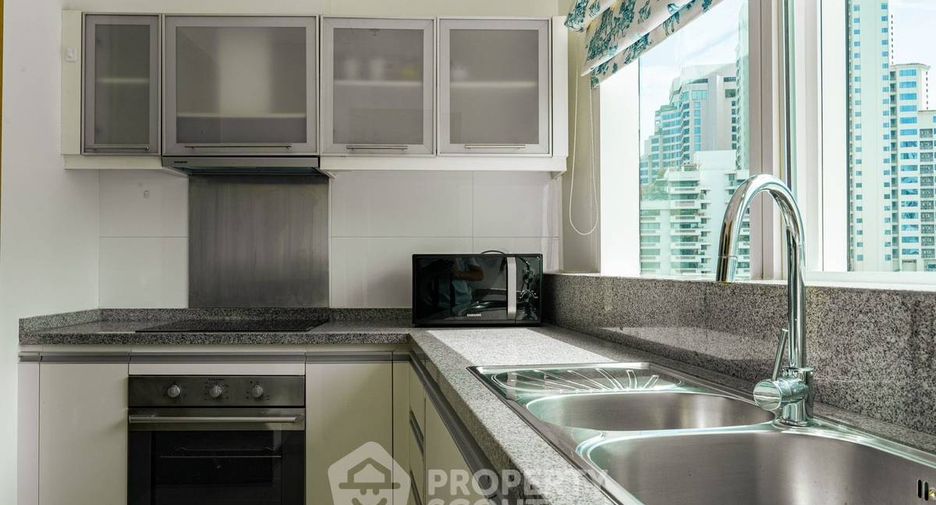 Wohnung zur Miete mit 3 Zimmer in Khlong Toei, Bangkok