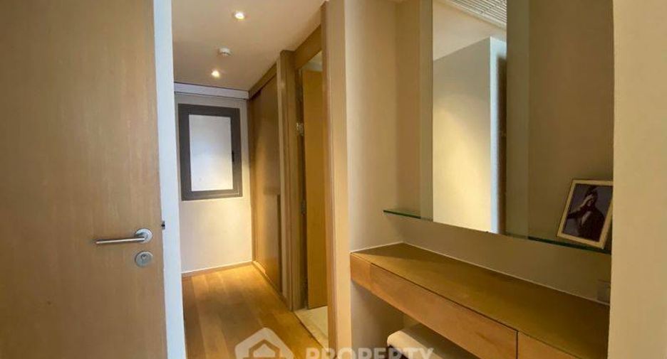For rent 2 bedrooms apartment in Pathum Wan, Bangkok