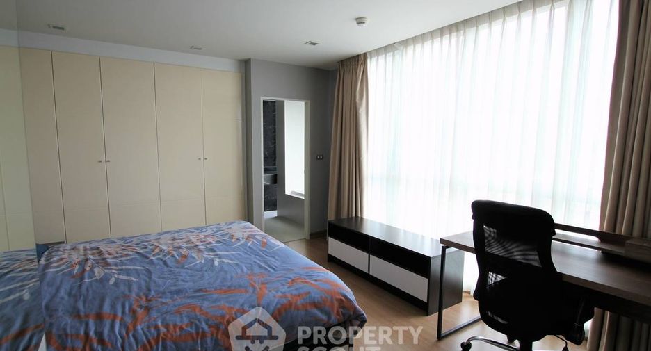 For rent 2 bedrooms condo in Khlong Toei, Bangkok