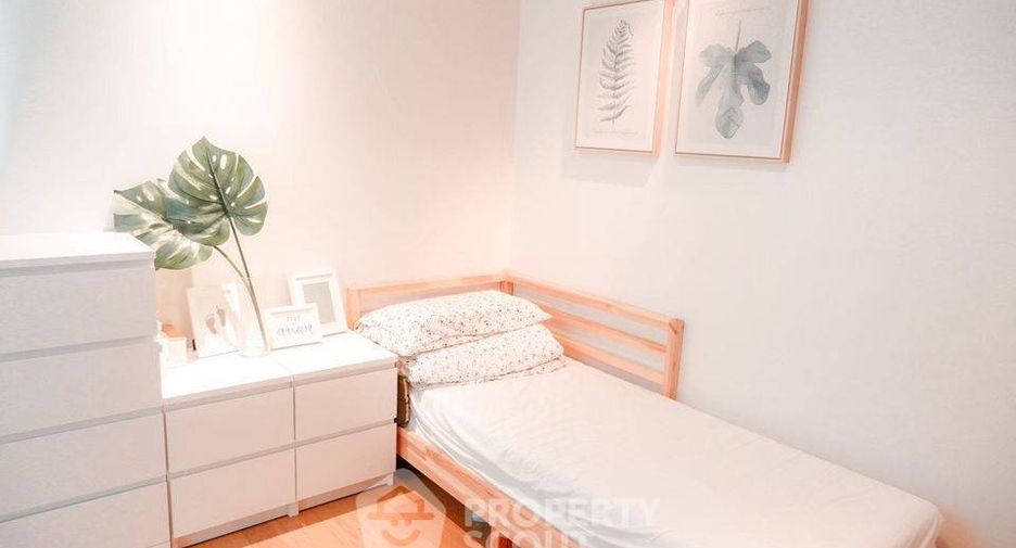 For rent 2 bedrooms condo in Sathon, Bangkok