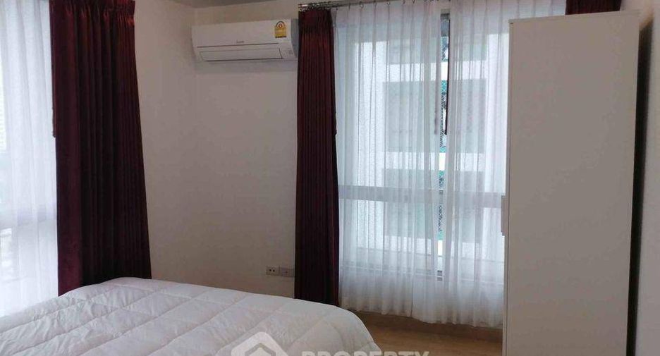 For rent 2 bedrooms condo in Yan Nawa, Bangkok