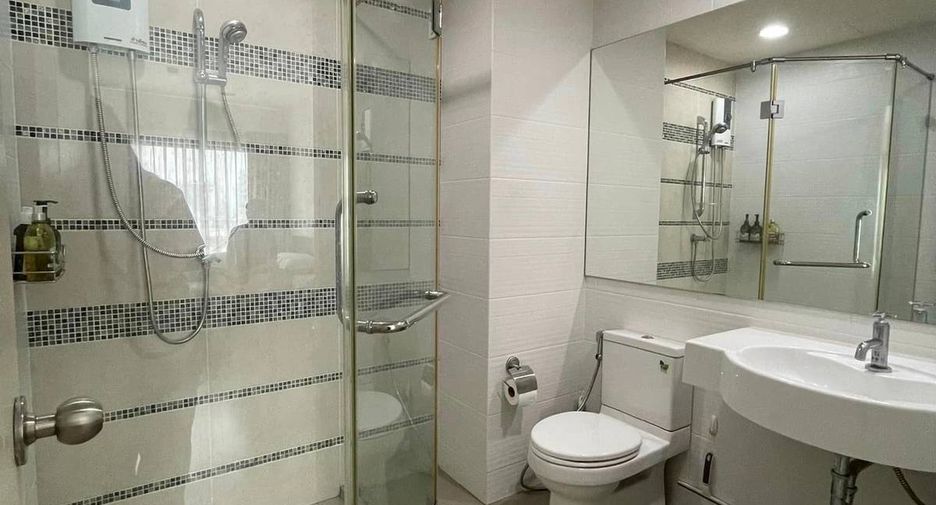For rent 1 Beds condo in Sathon, Bangkok