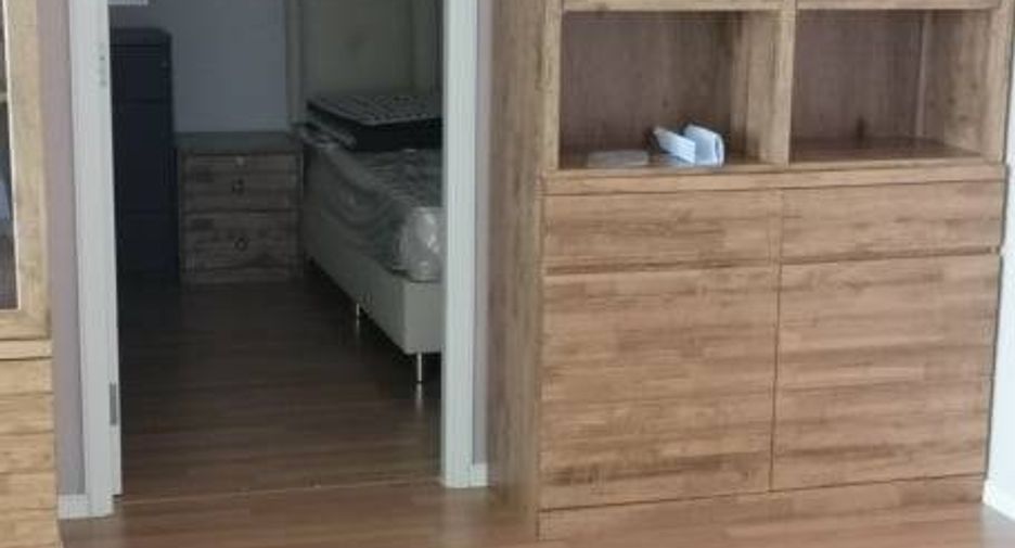 For rent 2 ベッドルーム condo in Huai Khwang, Bangkok