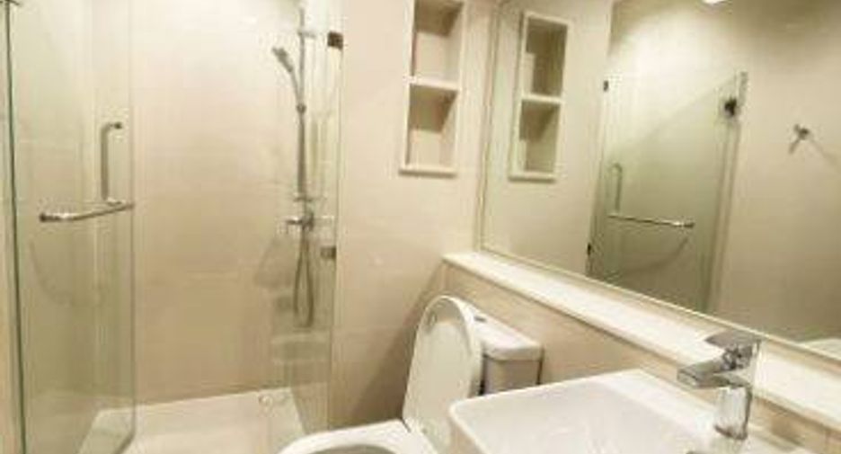 Condo en alquiler de 2 habitaciones en Thon Buri, Bangkok