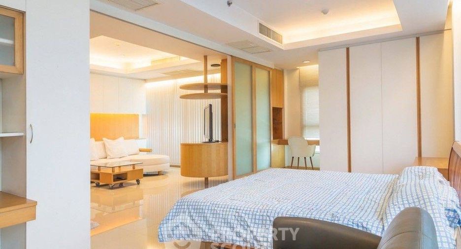 À louer 1 chambre condo à Yan Nawa, Bangkok