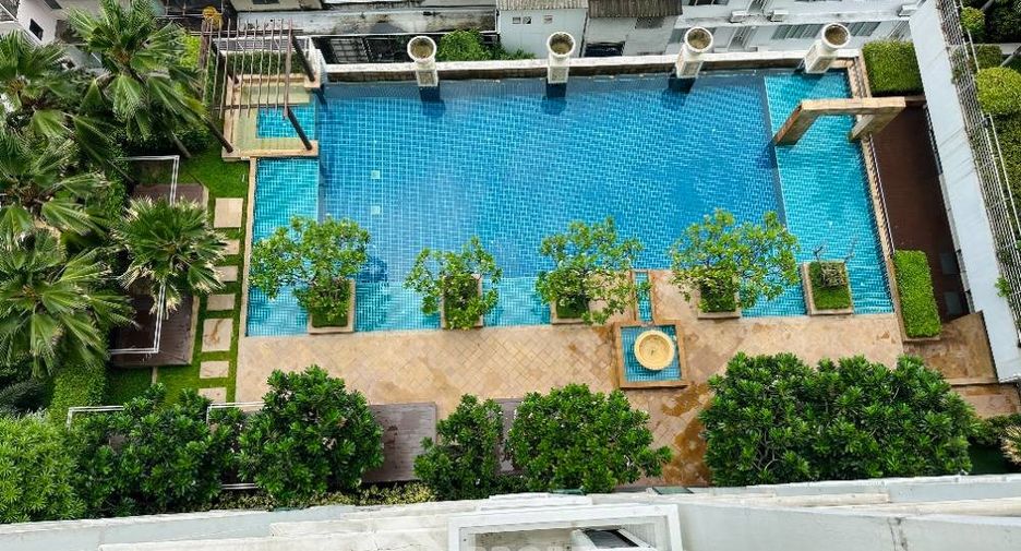 À louer 1 chambre condo à Khlong Toei, Bangkok