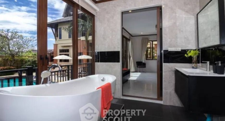 For rent 5 bedrooms house in Bang Lamung, Chonburi