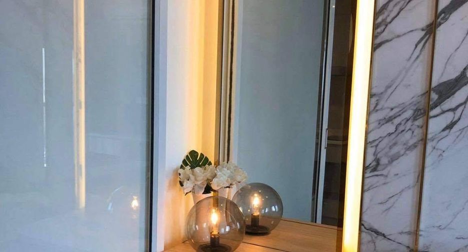 Condo en alquiler de 1 habitaciones en Pathum Wan, Bangkok