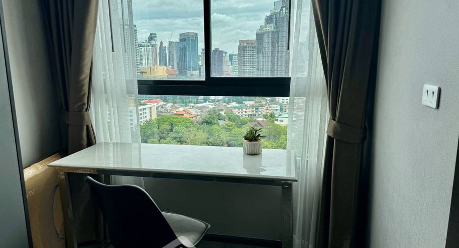 For rent 1 bed condo in Khlong Toei, Bangkok