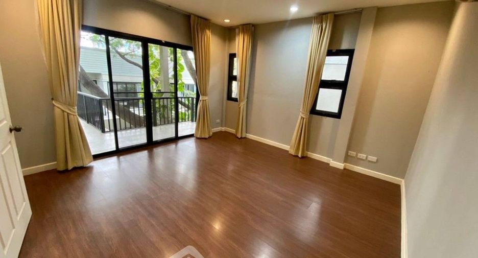 出租 4 卧室 独立屋 在 Khlong Toei, 曼谷