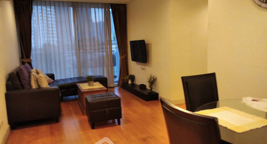 For rent 2 bedrooms condo in Sathon, Bangkok