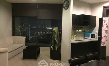 For rent 2 bedrooms condo in Khlong Toei, Bangkok