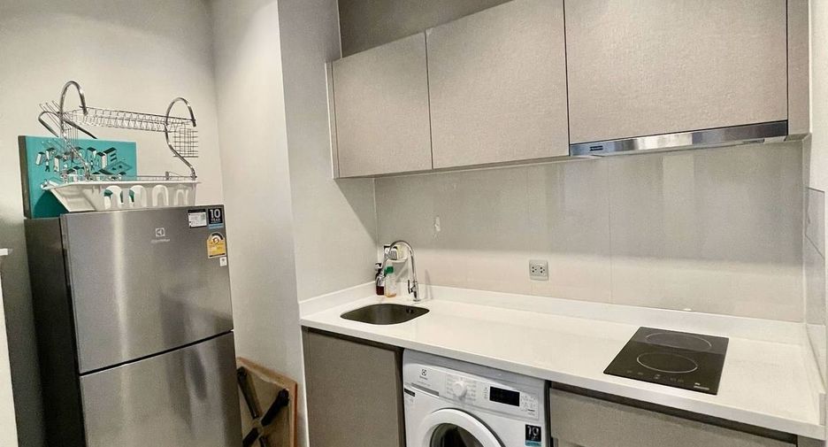 For rent 1 Beds condo in Huai Khwang, Bangkok