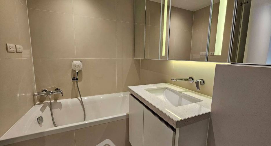 For rent 1 Beds condo in Watthana, Bangkok