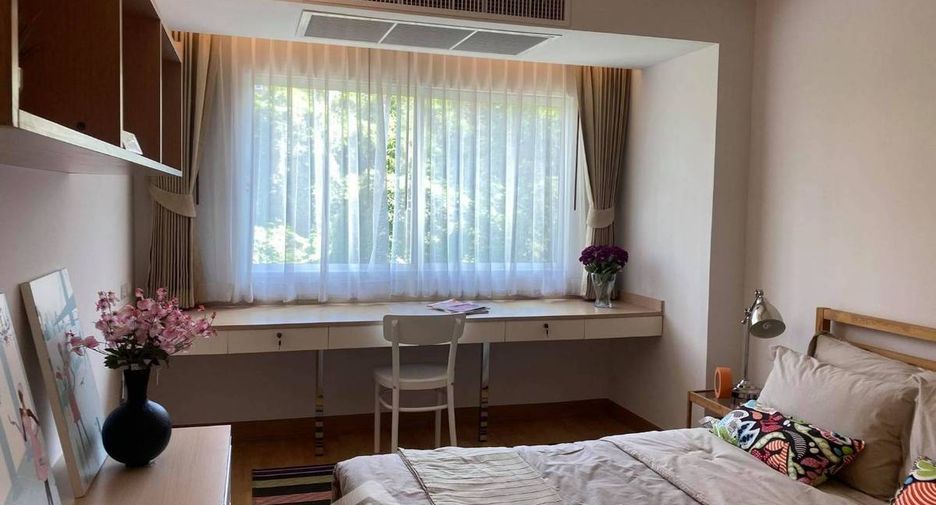 Wohnung zur Miete mit 2 Zimmer in Phra Khanong, Bangkok