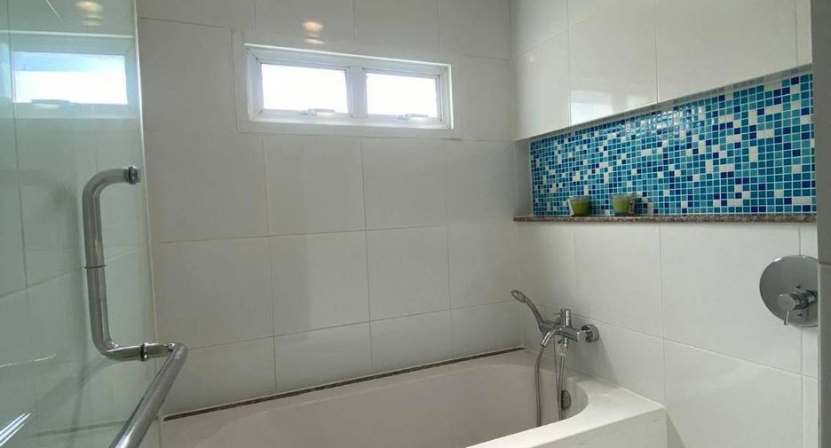 Wohnung zur Miete mit 2 Zimmer in Phra Khanong, Bangkok