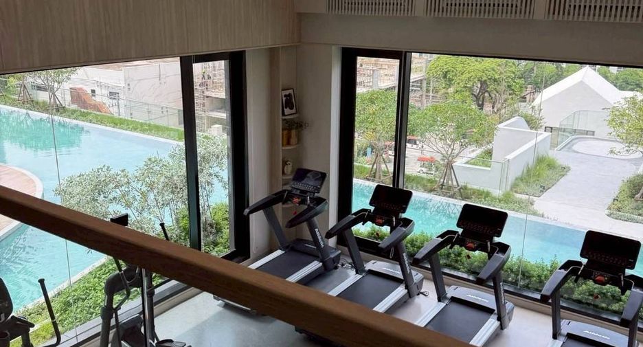 À louer 1 chambre condo à Huai Khwang, Bangkok