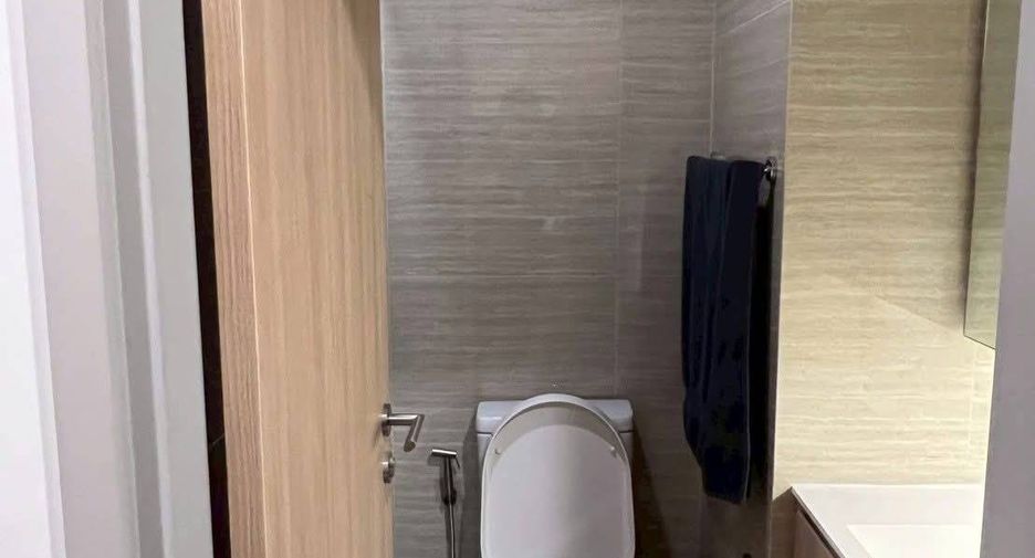 For rent 1 bed condo in Phaya Thai, Bangkok