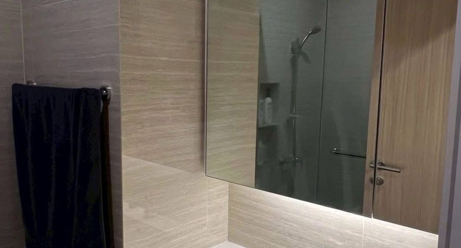 For rent 1 bed condo in Phaya Thai, Bangkok