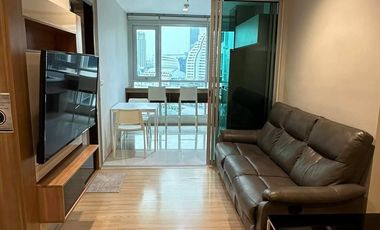 Condo en alquiler de 1 habitaciones en Sathon, Bangkok