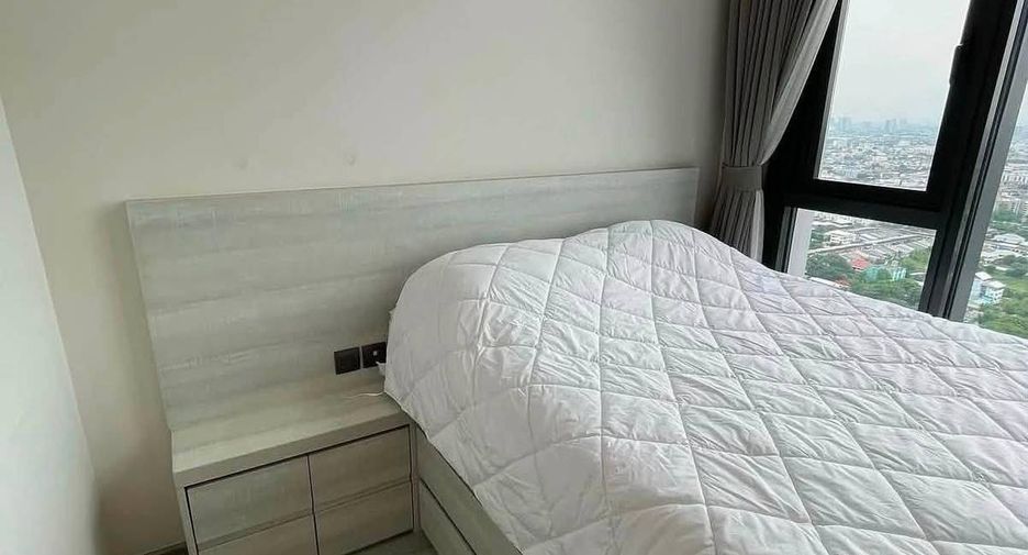Condo en alquiler de 1 habitaciones en Phra Khanong, Bangkok