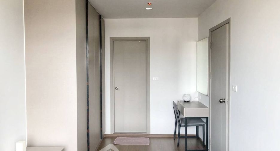 For rent 2 bedrooms condo in Phra Khanong, Bangkok