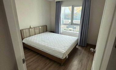 Wohnung zur Miete mit 1 Zimmer in Huai Khwang, Bangkok
