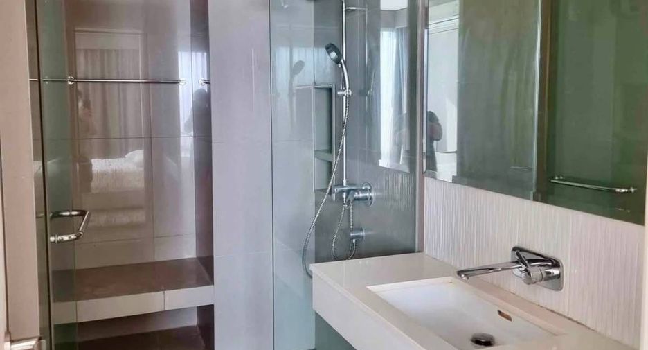 Condo en alquiler de 1 habitaciones en Khlong Toei, Bangkok