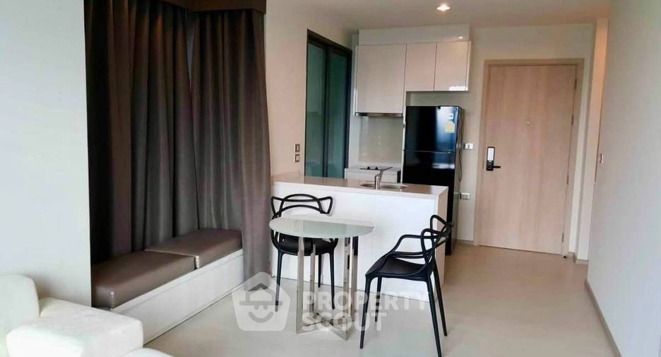 Condo en alquiler de 1 habitaciones en Khlong Toei, Bangkok