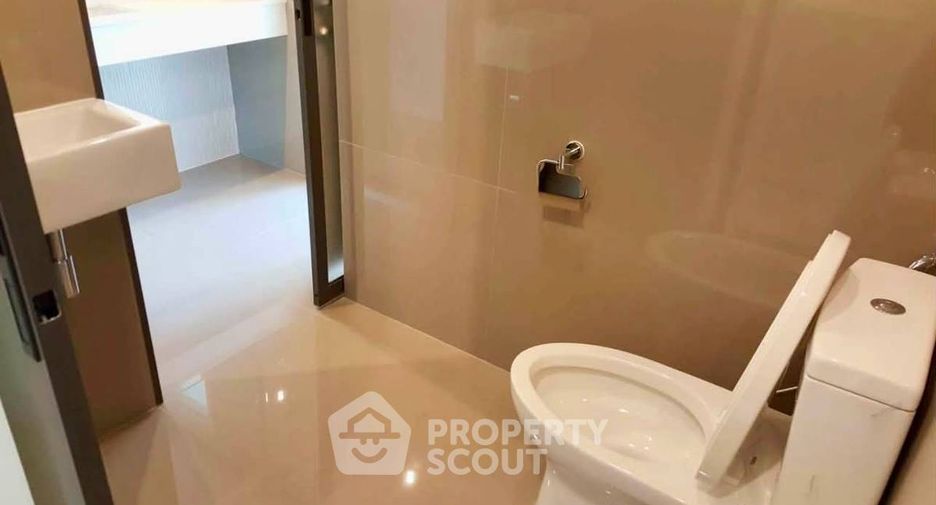 Condo en alquiler de 1 habitaciones en Khlong Toei, Bangkok